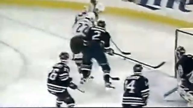 Valery Kamensky scores two goals in game 2 vs Oilers (1998) смотреть онлайн
