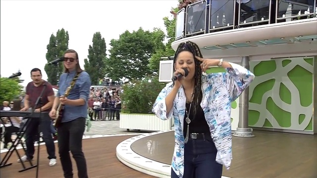 Amanda - Blau (ZDF Fernsehgarten 02.07.2017)