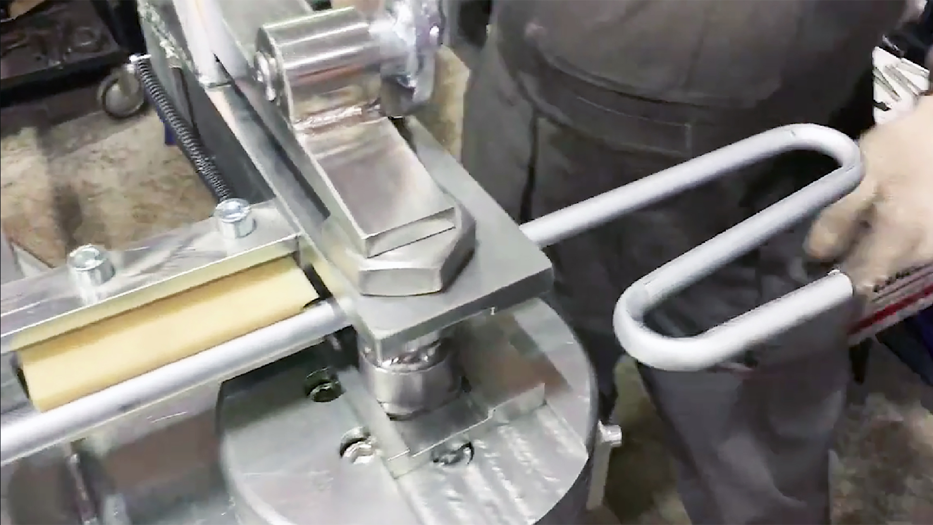 Ручной дорновый трубогиб. Гнем алюминиевую трубу на трубогибочном станке PARTNER производства БМК смотреть онлайн