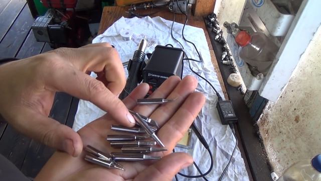 паяльная станция Eruntop 8586D+ смотреть онлайн