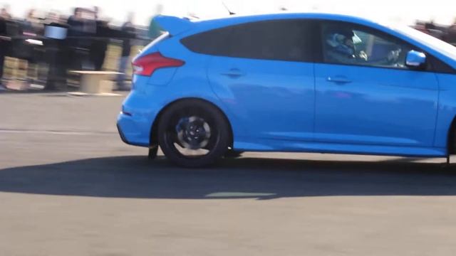 Focus rs mk3 vs bmw смотреть онлайн