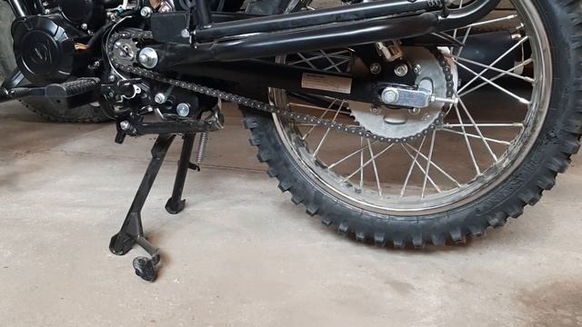 Racer RC150 Tourist Про регулировку натяжения цепи.