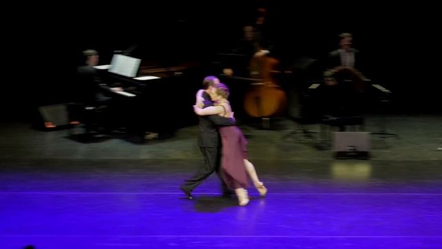 CANARO IN PARIS , Michail Efimov & Darya Pechatnikova, Solo Tango orquesta смотреть онлайн