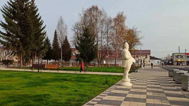 Гигантские шахматные фигуры в Данилове(Ярославская область) смотреть онлайн