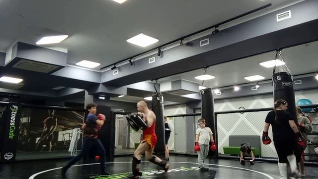 muaythai. trening. #sport #gym #training #trening #muaythai #муайтай #fitness #тайскийбокс #спорт смотреть онлайн