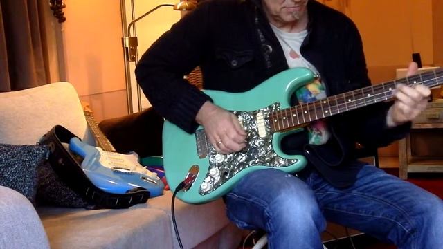 Fenix by Young Chang (1989) - Hans Elmers - HnZ-GuitarZ смотреть онлайн