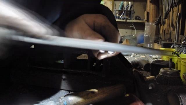 Не выбрасывай старый инструмент. Его можно восстановить. смотреть онлайн