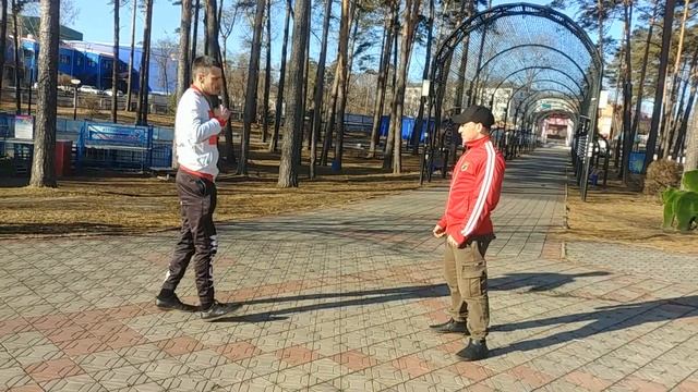 Удар с разворота ногой - round house kick? смотреть онлайн