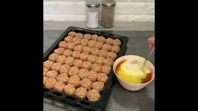 Очень вкусные и сытные мясные шарики. Простой рецепт. смотреть онлайн