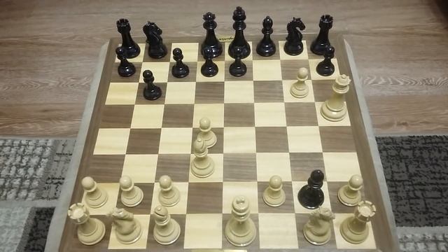 Шахматы. Победа за три хода. Яркий мат. Теряем ферзя и ставим мат. смотреть онлайн