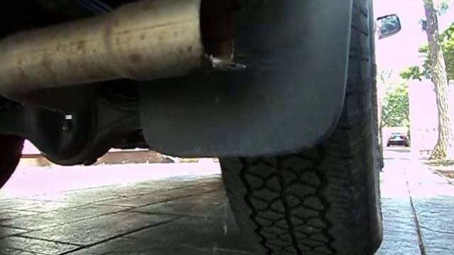 Toyota Tundra 5.7L revs! смотреть онлайн