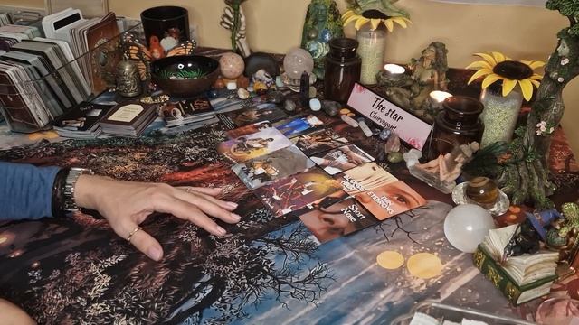 ?What is the gossip on you?? pick a card tarot, timeless ✨️ ??? смотреть онлайн