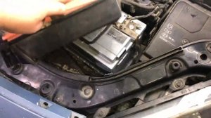 Рено Сценик 2 замена ВОЗДУШНОГО ФИЛЬТРА 1.5 dci. Scenic 2 air filter replacement 1.5 dci. Megane 2.