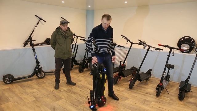 Удобный электросамокат MaxSpeed Mini4 своими силами