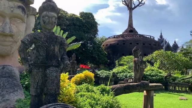 Будда парк или Wat Xieng Khuan Вьентьян, Лаос/ Buddha park Vientiane Laos ( English Subtitles) смотреть онлайн