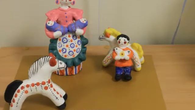 Выставка творческих поделок детей, родителей и педагогов Широкая масленица, 2015г смотреть онлайн