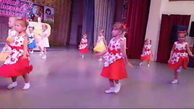 Первый раз в первый класс! -2024 (8) смотреть онлайн