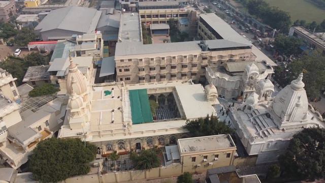 Vrindavan. Temples from the sky. India 2021 Вриндаван с дрона смотреть онлайн