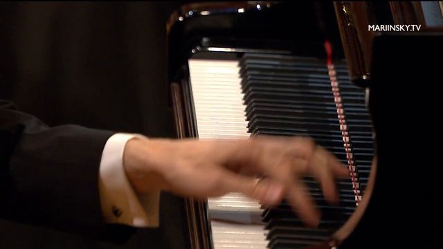 Dmitry Shishkin plays Chopin - Godowsky: Etude op. 10 no. 12 смотреть онлайн