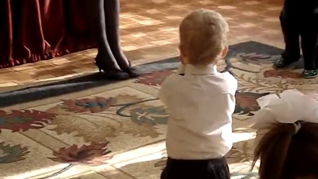 Танец яселек для мамы Мама подивись смотреть онлайн