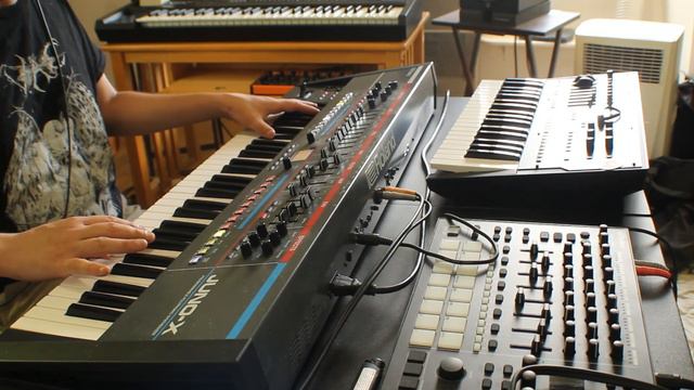 Roland Juno-X, XV-5080 Module Atmospheric Sounds (No Talking) смотреть онлайн