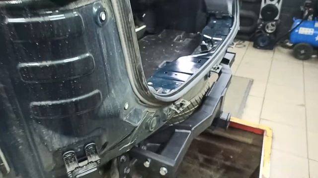 Установка фаркопа на Exeed VX 2023 г.в и подключение блока согласования Flash-FA смотреть онлайн