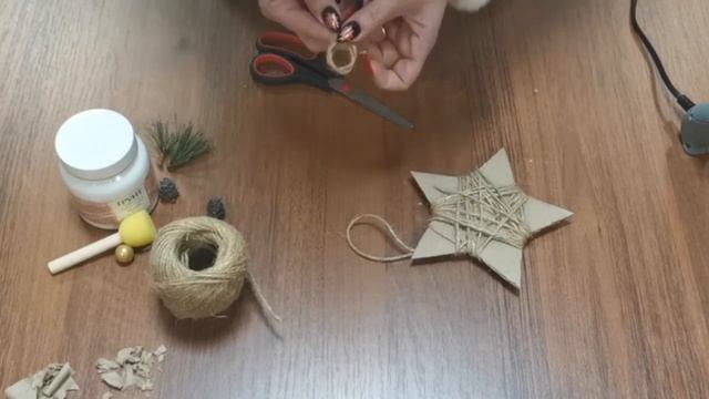 Мастерская Деда Мороза - семейный мастер-класс по изготовлению ёлочных игрушек "Звёздочка" смотреть онлайн