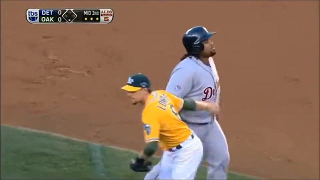 Prince Fielder "Steals" Second смотреть онлайн