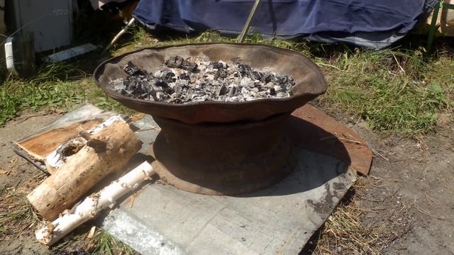 Уютное кострище из подручного материала для дачи 1 часть. смотреть онлайн