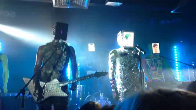 15.09.2014...Би-2 в клубе 16тонн... смотреть онлайн