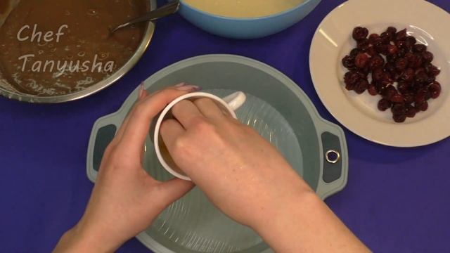 ШОКОЛАДНЫЙ Брауни с Творогом и Вишней | НЕЖНЕЙШИЙ ПИРОГ | Уплетают за ОБЕ ЩЕКИ! смотреть онлайн