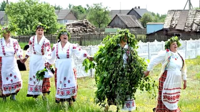 Хорошо в деревне летом🐝🐌🐜🍅🍒🍓🌼 смотреть онлайн