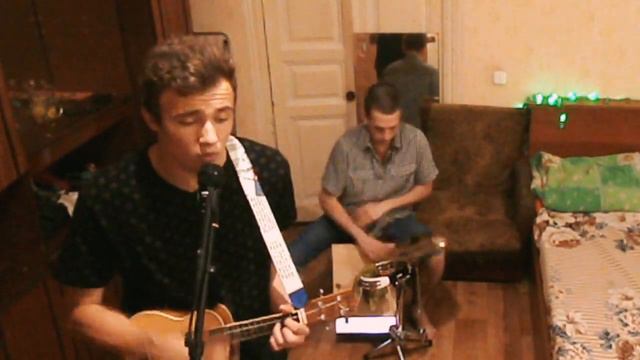 Acrtic Monkeys - Mardy Bum (cajon, ukulele cover) смотреть онлайн