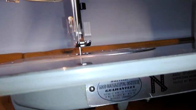 Necchi Nova / Mira / Supernova - zigzag kinematics / cinématique (Max & Shed) смотреть онлайн