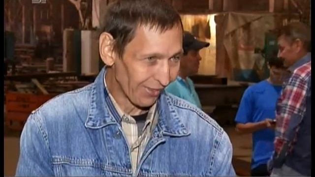 Долги по зарплате растут. Сотрудники одного из заводов в Челябинске вышли на забастовку смотреть онлайн