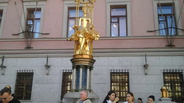 Копия видео "Москва Новый и Старый Арбат" смотреть онлайн