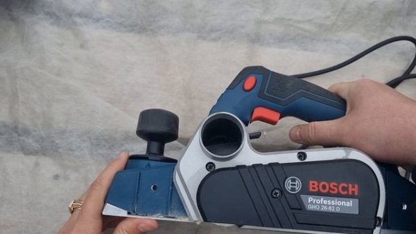 BOSCH GHO 26-82 D