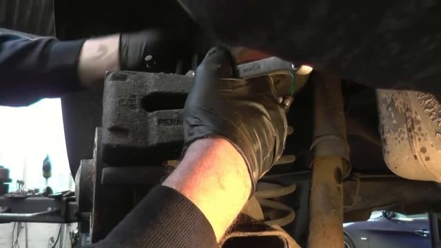 Renault Megan Parking Brake Repair Part 1 смотреть онлайн