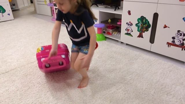 Ева собралась в путешествие смотреть онлайн