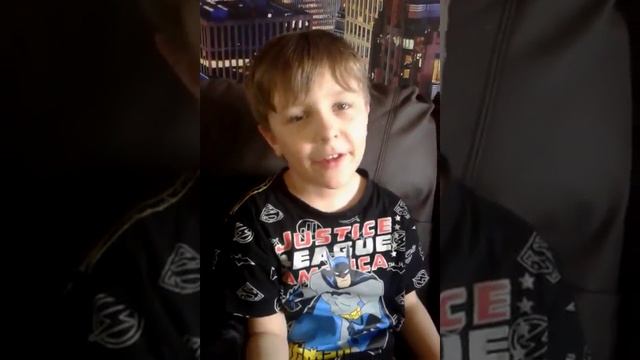 Лион учит стих ПРИКОЛ ))) Колокольчики мои - цветики степные смотреть онлайн