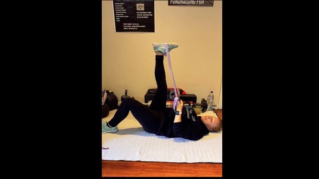 PNF Hamstring stretching смотреть онлайн