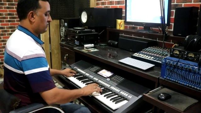 Dil diya galayan - Yamaha PSR Karaoke Style смотреть онлайн