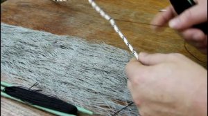 Посадка тонкого рыболовного полотна на шнуры. Изготовление сетки при тонком сетном полотне.