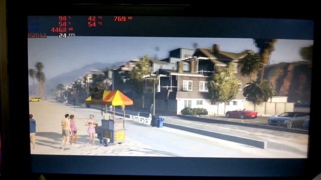 GT 220 VS GTA V смотреть онлайн