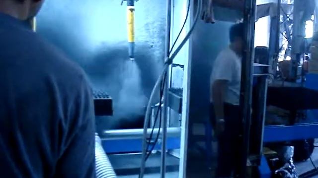 Видео с производства "КРЕП-КОМП" - этап окраски саморезов порошковой краской смотреть онлайн