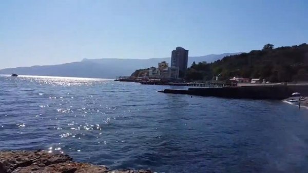 Ялта|Никитский ботанический сад|Где выход из лабиринта?|Дикий пляж|HelenLin1