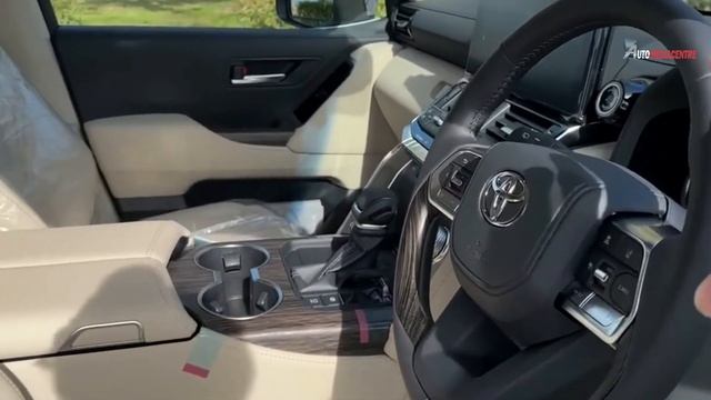 2024 Toyota Land Cruiser 300 White | Exterior And Interior