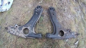 Замена сайлентблоков передних рычагов Passat B3.