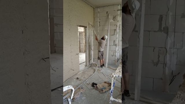 нанесение штукатурного слоя 1 смотреть онлайн
