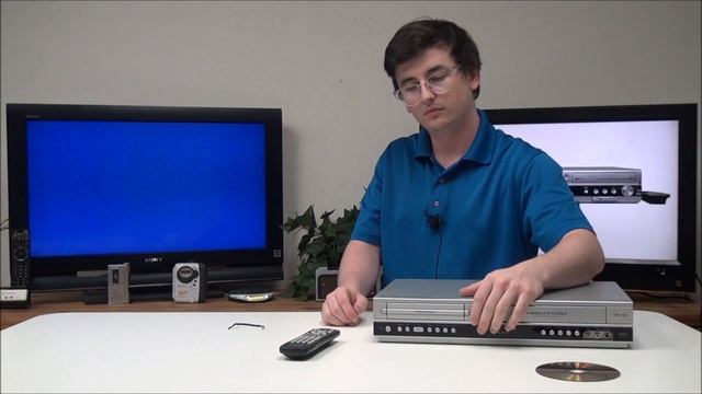 PHILIPS DVP3340V/17 DVD VCR COMBO PLAYER IN USE смотреть онлайн